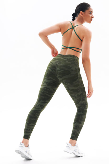 Women Crossover Gym Leggings with Pockets