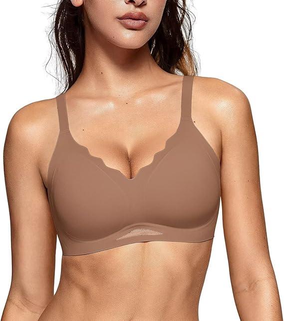 Scalloped Seamless Bra with Breathable Mesh