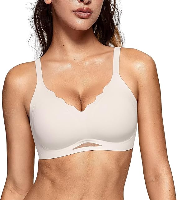 Scalloped Seamless Bra with Breathable Mesh