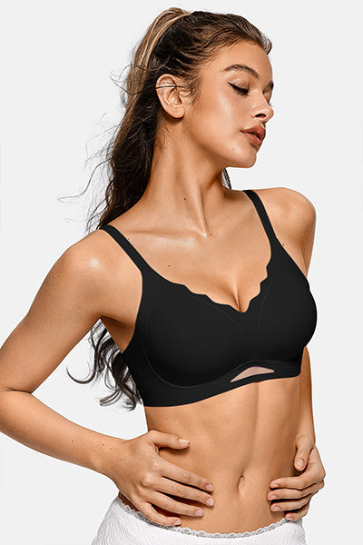 Scalloped Seamless Bra with Breathable Mesh