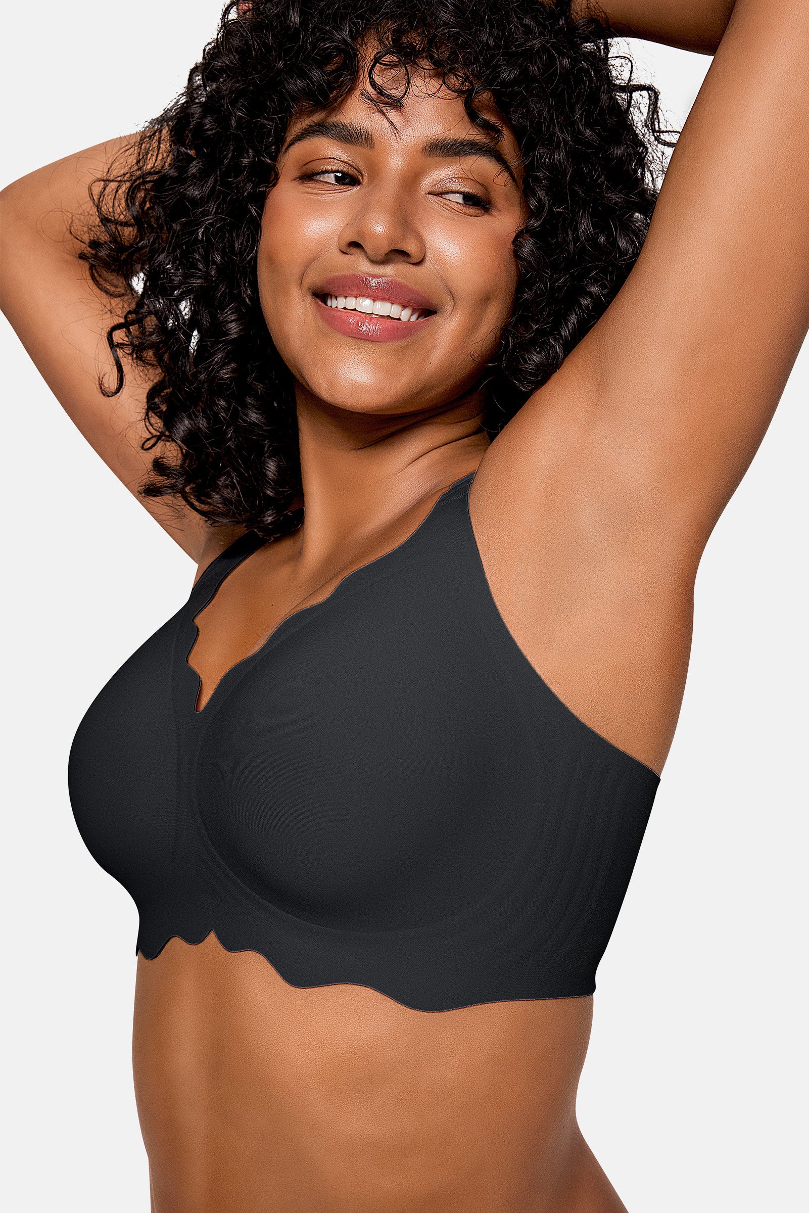 Seamless Scalloped Bras