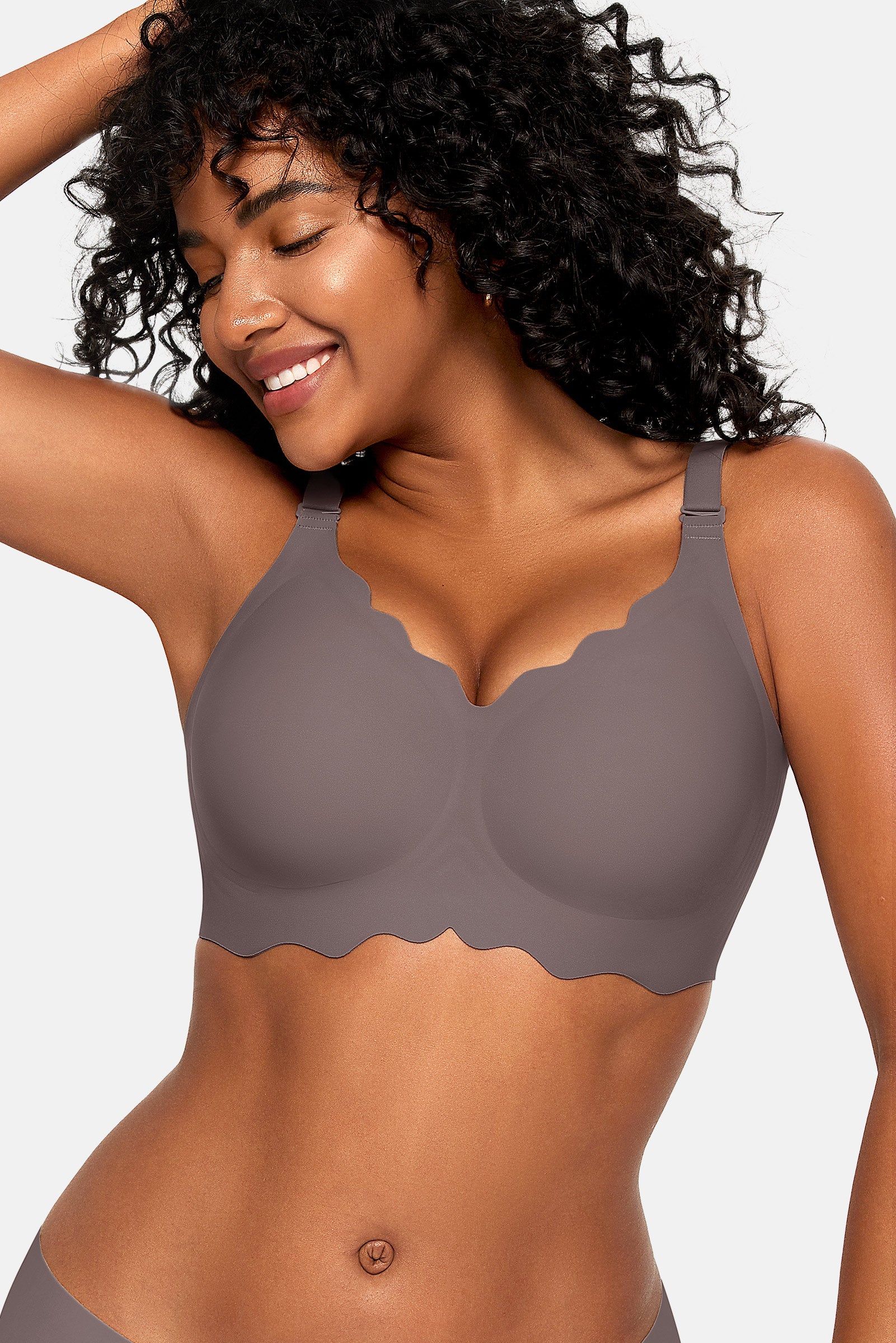Seamless Scalloped Bras