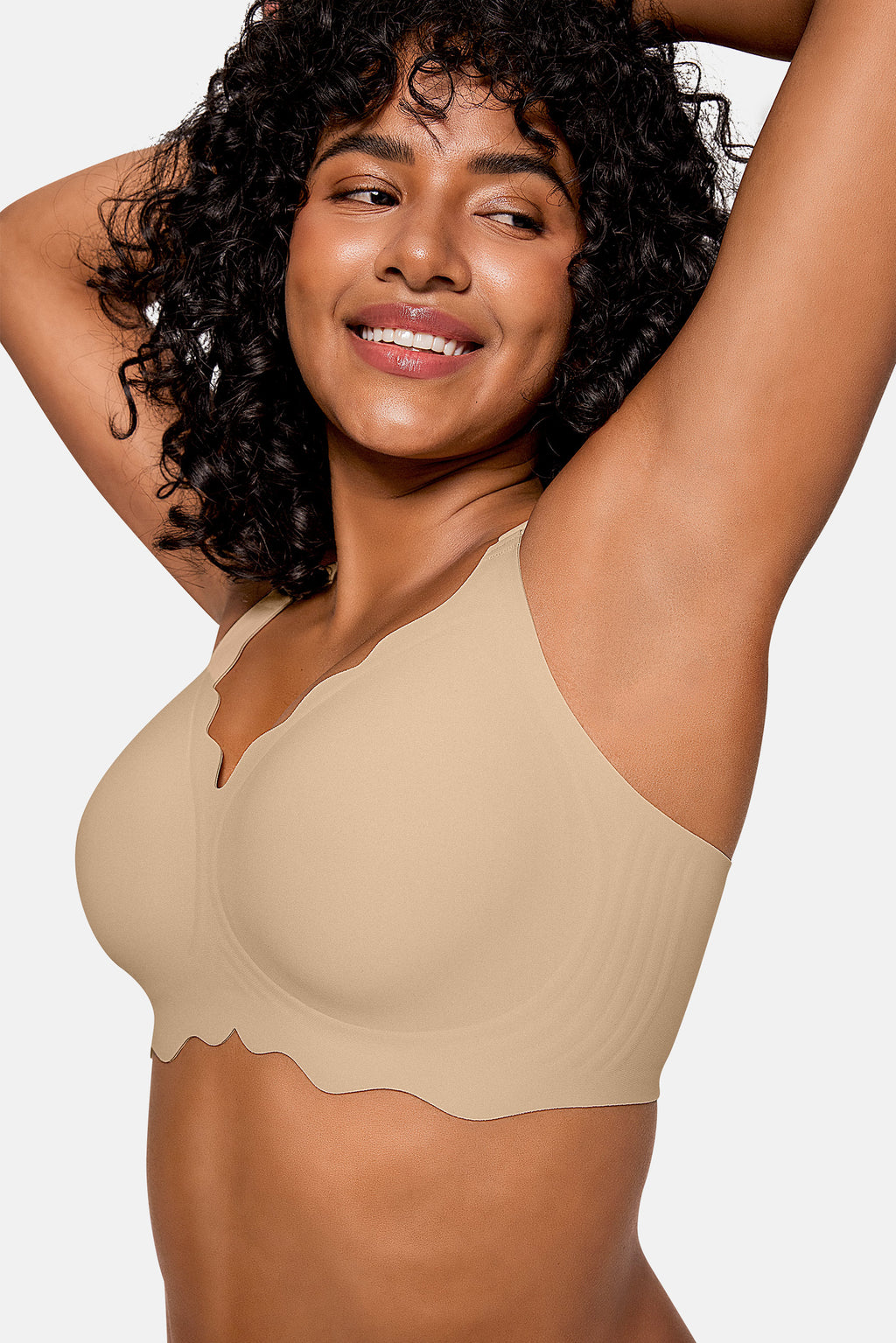 Seamless Scalloped Bras